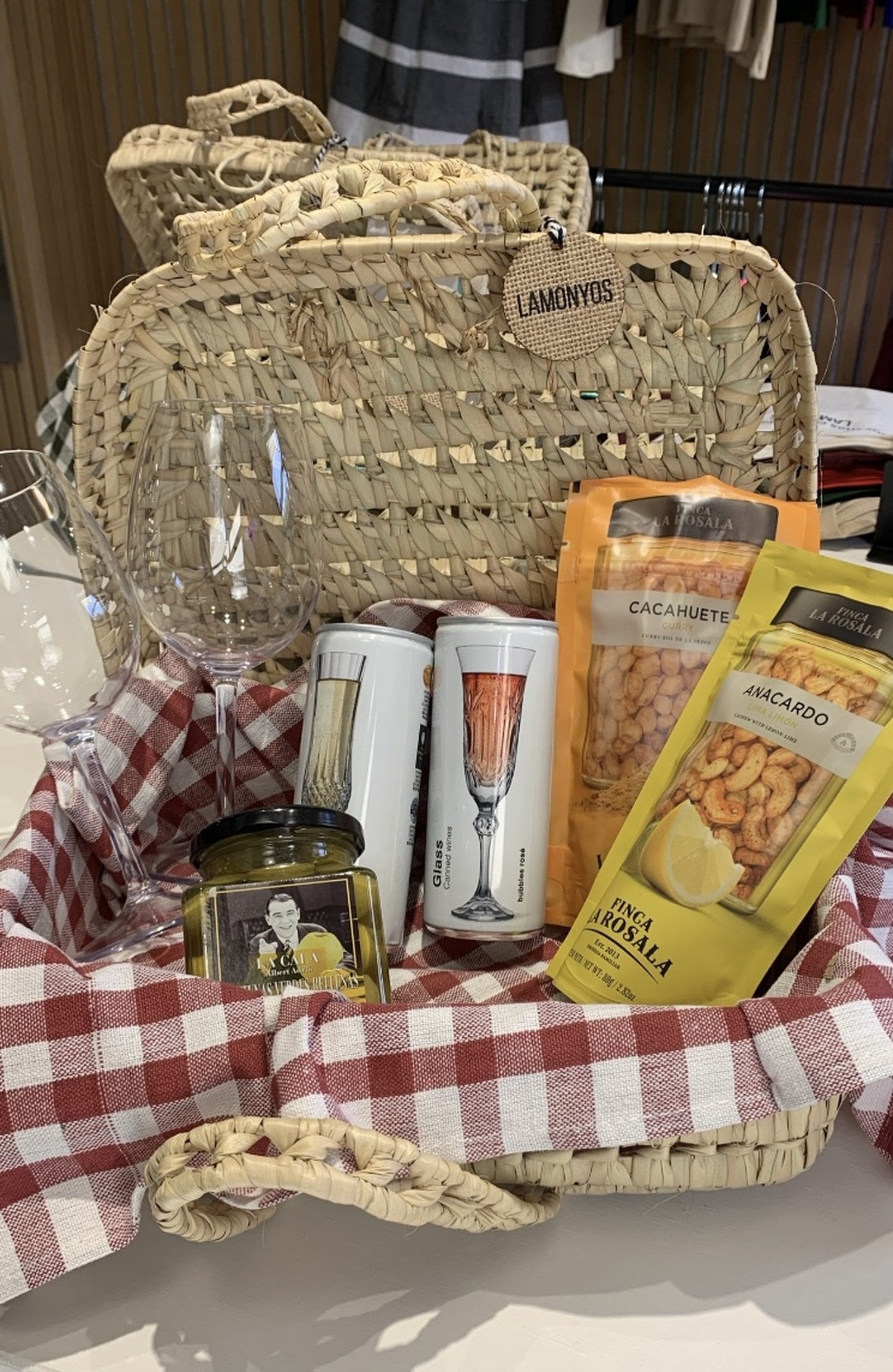 El arte del picnic urbano en Lamonyos Barcelona