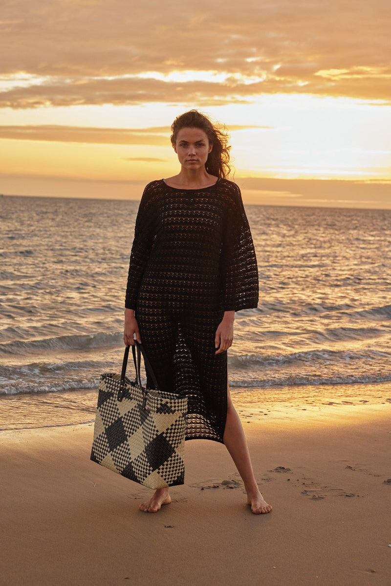 AVENUE_PICNIC_SHOPPER_XL_HUNTING_BLACK_HANDED_BY_LAMONYOS_2