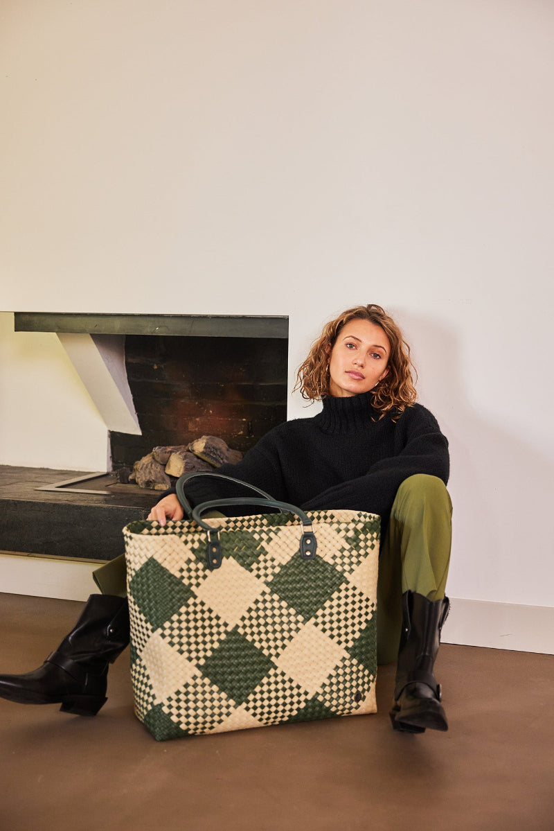 AVENUE_PICNIC_SHOPPER_XL_HUNTING_GREEN_HANDED_BY_LAMONYOS_1