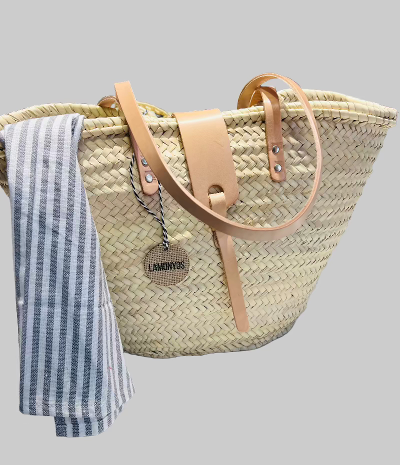 CAPAZO CON CIERRE SOLAPA HECHO A MANO CON ASAS LARGAS BEIGE LAMOMYOS