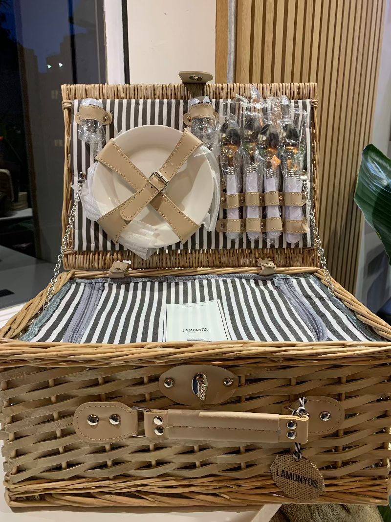 CESTA PICNIC NATURAL RAYAS GRISES 4 SERVICIOS LAMONYOS