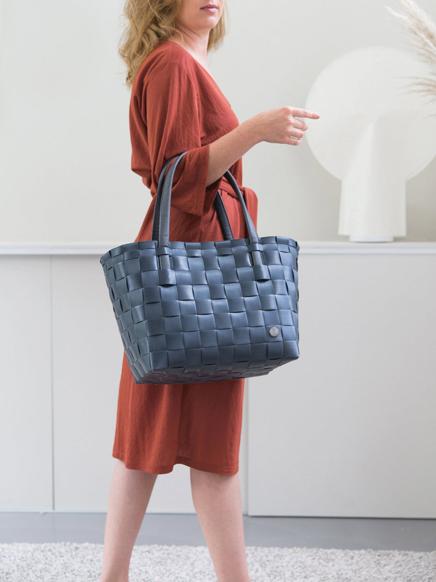 COLOR_MATCH_PICNIC_SHOPPER_DARK_GREY_HANDED_BY_LAMONYOS_1