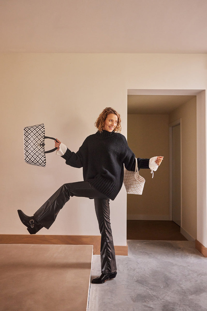 MINI MOTIF BAG PICNIC BLANCO Y NEGRO PATTERN HANDED BY_2