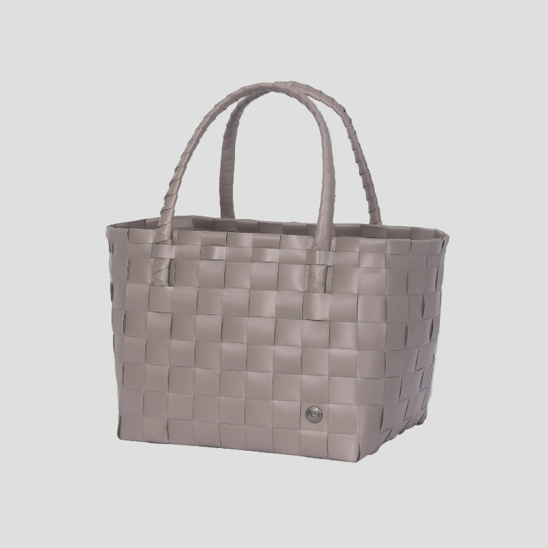 PARIS PICNIC LIVER HANDED BY_LAMONYOS