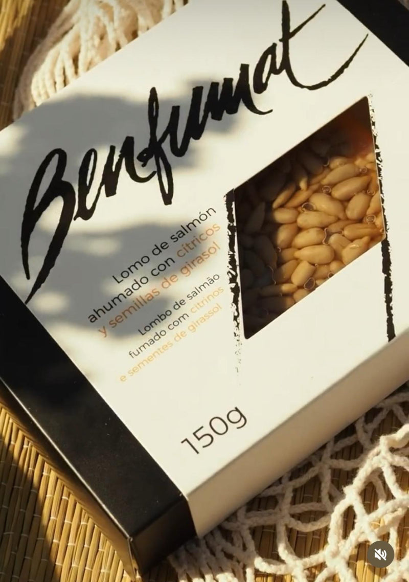 SALMON AHUMADO LINGOTE CON CITRICOS Y SEMILLAS GIRASOL 